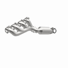 Load image into Gallery viewer, MagnaFlow 04-06 Cadillac SRX 4.6L Direct Fit Converter