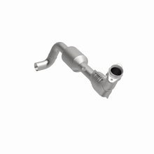 Load image into Gallery viewer, MagnaFlow 04-06 F-150 V8 4.6 OEM Underbody Direct Fit Converter