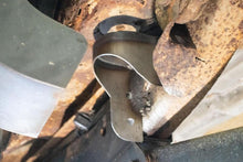 Load image into Gallery viewer, Rust Buster Avalanche/Suburban/Yukon Center Rear Body Frame Mount