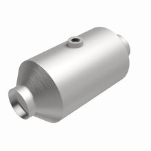 Load image into Gallery viewer, MagnaFlow 2.00in. Mid-Bed O2 CA Universal Converter