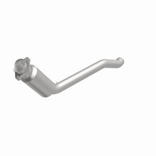 Load image into Gallery viewer, MagnaFlow Direct Fit Catalytic Converter 2010-2013 Land Rover LR4 V8 5 OEM Underbody