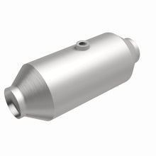 Load image into Gallery viewer, MagnaFlow MagnaFlow 2.5 in. OEM Grade Federal / EPA Compliant Universal Catalytic Converter