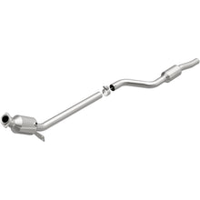 Load image into Gallery viewer, MagnaFlow 12-14 C350 V6 3.5 OEM Underbody Direct Fit Converter