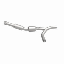 Load image into Gallery viewer, MagnaFlow 2007 Ford E-150 4.6L Direct Fit Converter