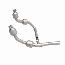 Load image into Gallery viewer, MagnaFlow Direct Fit Catalytic Converter 07-09 Jeep Wrangler 3.8L