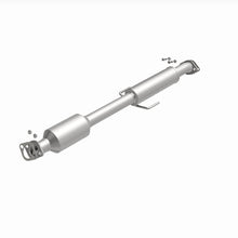 Load image into Gallery viewer, MagnaFlow 2015 Kia Optima 2.4L Direct Fit Catalytic Converter (California Grade)