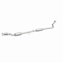 Load image into Gallery viewer, MagnaFlow Direct Fit Catalytic Converter OEM 18-21 Nissan Kicks 1.6L Single Underbody