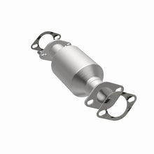 Load image into Gallery viewer, MagnaFlow 11-12 Sedona 3.5L Underbody Direct Fit Converter
