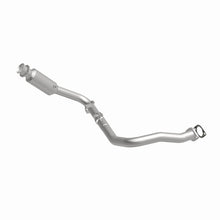 Load image into Gallery viewer, MagnaFlow Direct Fit Catalytic Converter 10-13 Land Rover LR4 V8 5.0L OEM Underbody