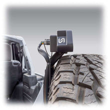Load image into Gallery viewer, Turn Offroad 2018+ Jeep JL LB3 Chase Light Bracket