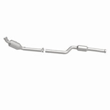 Load image into Gallery viewer, MagnaFlow 2011 C300 V6 3 OEM Underbody Direct Fit Converter