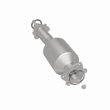 Load image into Gallery viewer, MagnaFlow Direct Fit Catalytic Converter 17-19 Honda CR-V Single Underbody 2.4L