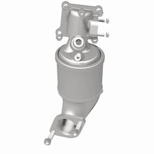 Load image into Gallery viewer, MagnaFlow Direct Fit Catalytic Converter 21-22 Kia Sorento 2.5L OEM