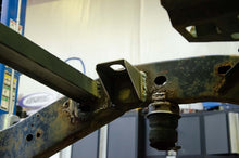 Load image into Gallery viewer, Rust Buster 06-10 Hummer H3 Inside Body Mount