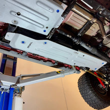 Load image into Gallery viewer, Rival 20-26 Jeep Gladiator Aluminum Gas Tank Skid Plate