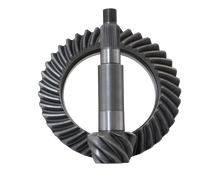 Load image into Gallery viewer, Revolution Gear &amp; Axle Dana 60 Front Axle 3.55 Ratio Ring &amp; Pinion Set
