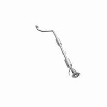 Load image into Gallery viewer, MagnaFlow Direct Fit Catalytic Converter OEM 18-21 Nissan Kicks 1.6L Single Underbody