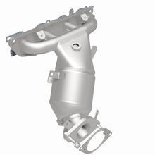 Load image into Gallery viewer, MagnaFlow Direct Fit Catalytic Converter 20-21 Nissan Kicks 1.6L Single Manifold