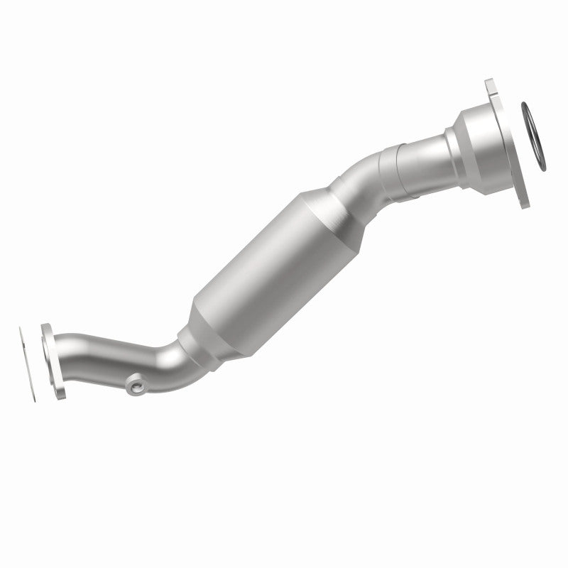 MagnaFlow 09-11 Lucerne V6 3.9L OEM Underbody Direct Fit Catalytic Converter