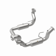 Load image into Gallery viewer, MagnaFlow 20-22 Ford F-250 SD Single Underbody Direct Fit Catalytic Converter