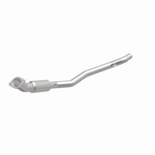Load image into Gallery viewer, MagnaFlow 05-10 300 V6 3.5 OEM Underbody Direct Fit Converter