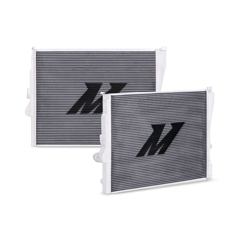 Mishimoto 99-06 BMW 323i/323i/328i/330i w/ Auto Transmission Performance Aluminum Radiator - GTR Auto