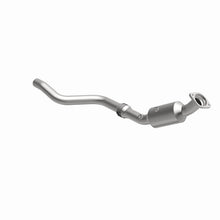 Load image into Gallery viewer, MagnaFlow DF Cat Conv Chrysler/Dodge 05-09 300/Charger /05-08 Magnum/2009 Challenger 5.7L Drv Side