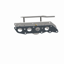 Load image into Gallery viewer, MagnaFlow Direct Fit Catalytic Converter 07 Ford Focus 2.0L Manifold **CA Emissions**