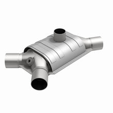 Load image into Gallery viewer, MagnaFlow Universal Catalytic Converter 2 Subaru