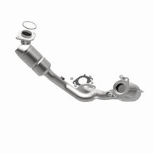 Load image into Gallery viewer, MagnaFlow Direct Fit Catalytic Converter 00-03 Ford Taurus 3.0L