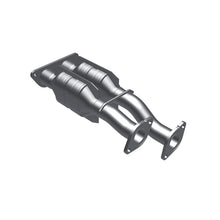 Load image into Gallery viewer, MagnaFlow Direct Fit Catalytic Converter Explorer-Mountaineer 96-98