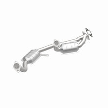 Load image into Gallery viewer, MagnaFlow Direct Fit Catalytic Converter Taurus/Sable/Continental 8