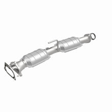 Load image into Gallery viewer, MagnaFlow Direct Fit Catalytic Converter 2001-05 Explorer 4.0L Sport Trac Rear Section