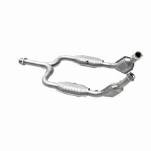Load image into Gallery viewer, MagnaFlow Direct Fit Catalytic Converter 01-04 Ford Mustang 3.8L CA
