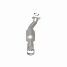 Load image into Gallery viewer, MagnaFlow Direct Fit Catalytic Converter 09-12 Toyota RAV4 2.5 3.5 Underbody