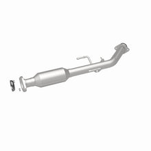 Load image into Gallery viewer, MagnaFlow Direct Fit Catalytic Converter 01-03 Toyota Sienna 3.0L re
