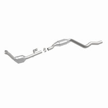 Load image into Gallery viewer, MagnaFlow Direct Fit Catalytic Converter 2003 ML350 3.7L Underbody