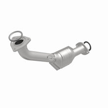 Load image into Gallery viewer, MagnaFlow Direct Fit Catalytic Converter 01 Toyota Tacoma 2.4L Fron
