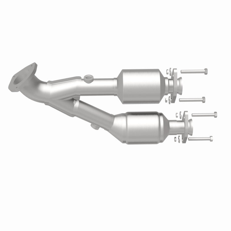 MagnaFlow Direct Fit Catalytic Converter 00-01 Cherokee 4L Front