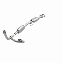 Load image into Gallery viewer, MagnaFlow Direct Fit Catalytic Converter Ford 86 94