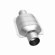 Load image into Gallery viewer, MagnaFlow Universal Catalytic Converter 2.25 Rear with O2
