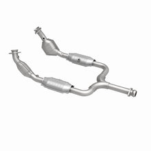 Load image into Gallery viewer, MagnaFlow Direct Fit Catalytic Converter 99-01 Ford Mustang 3.8L