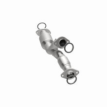 Load image into Gallery viewer, MagnaFlow Direct Fit Catalytic Converter 96-97 Lexus GS300 3.0L