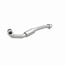 Load image into Gallery viewer, MagnaFlow Direct Fit Catalytic Converter 2009-2012 Highlander 2.7 L Underbody