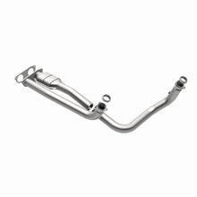 Load image into Gallery viewer, MagnaFlow Direct Fit Catalytic Converter 98-00 Chevy 3500 7.4L Fro