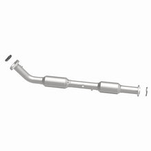 Load image into Gallery viewer, MagnaFlow Direct Fit Catalytic Converter 05-09 Toyota Tacoma 2.7L