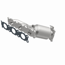 Load image into Gallery viewer, MagnaFlow Direct Fit Catalytic Converter 08-12 Land Rover LR2 3.2L
