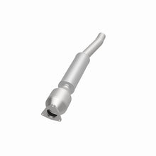 Load image into Gallery viewer, MagnaFlow Direct Fit Catalytic Converter 04/06 VW Phaeton 4.2L Rear Driver Side