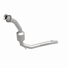 Load image into Gallery viewer, MagnaFlow Direct Fit Catalytic Converter 96-97 Chrysler Concorde 3.5L