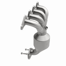 Load image into Gallery viewer, MagnaFlow Direct Fit Catalytic Converter 10-11 Hyundai Accent 1.6L